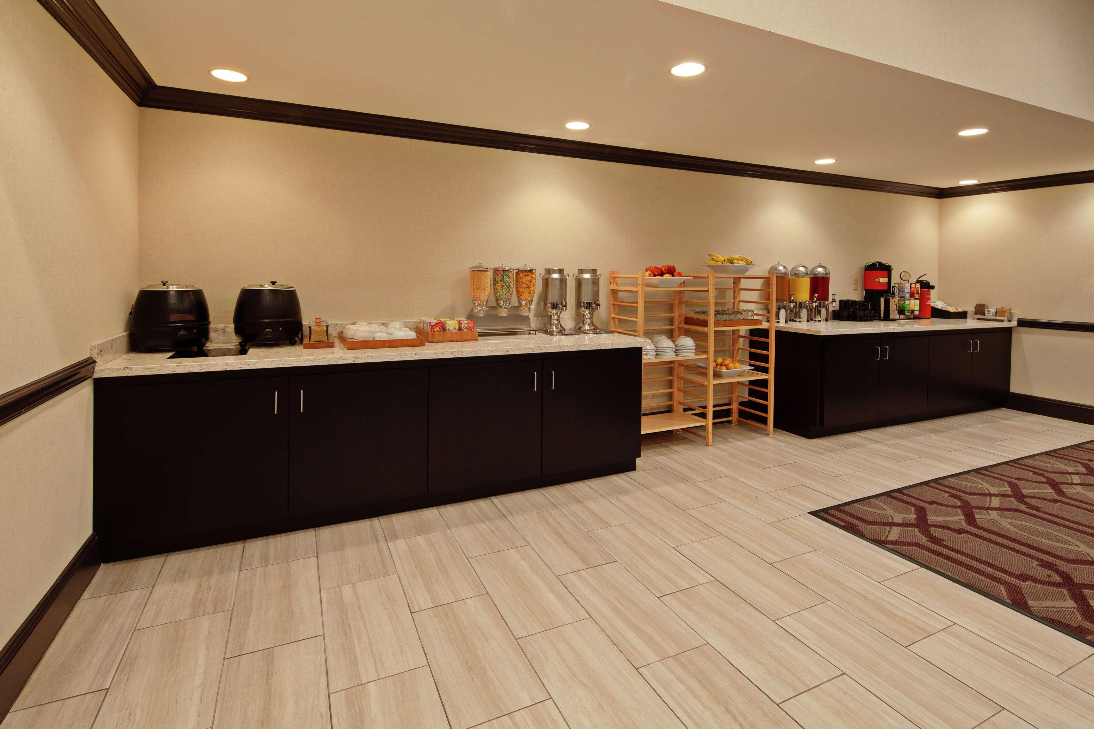 Doubletree By Hilton New Orleans Airport Kenner Exterior foto